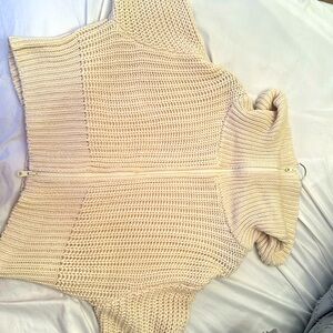 This is a soft cream colored sweater from Aerie size medium